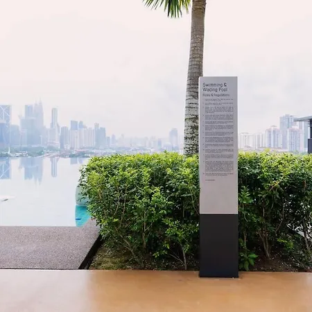 Datum Jelatek Balcony W Infinity Pool Linked Lrt Klccview Mall